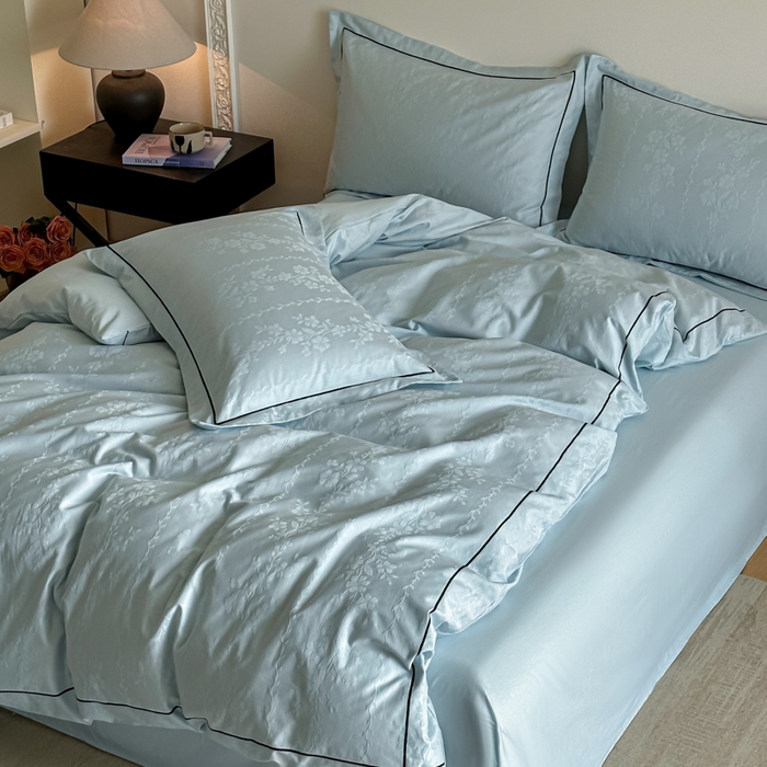 91家纺网 家纺一手货源 找家纺 首尔家纺 2026新款浮雕提花色织全棉四件套 花蔓-天空蓝