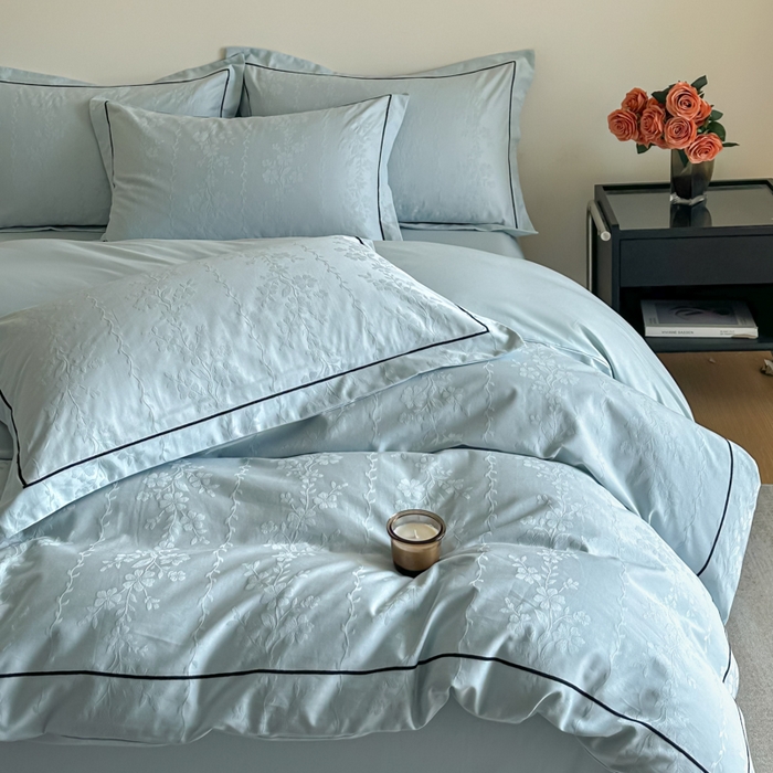 91家纺网 家纺一手货源 找家纺 首尔家纺 2026新款浮雕提花色织全棉四件套 花蔓-天空蓝