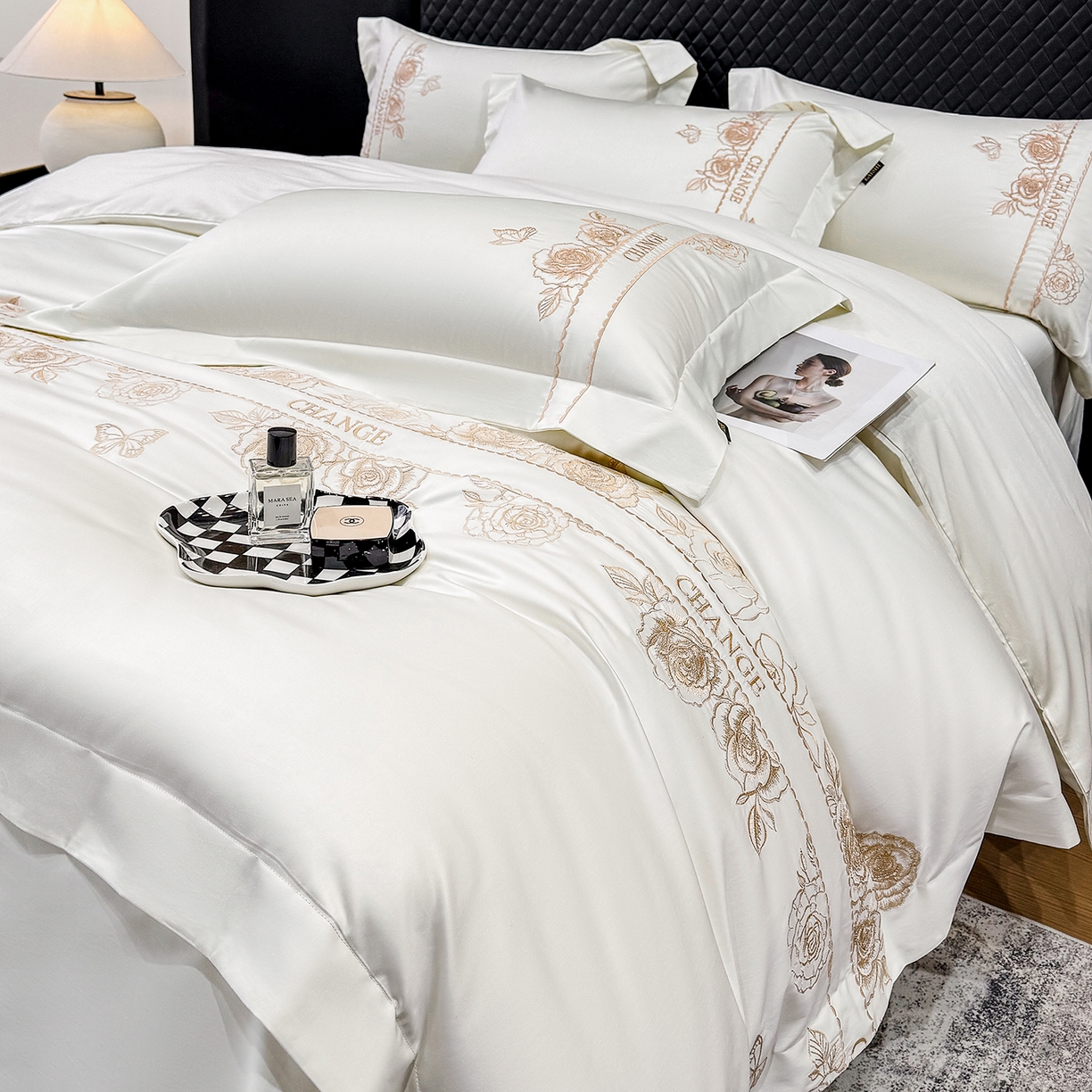欣宜家纺 2026新品100支纯棉全棉50x50s贡缎长绒棉刺绣绣花四件套-倾城系列 倾城-贵族白