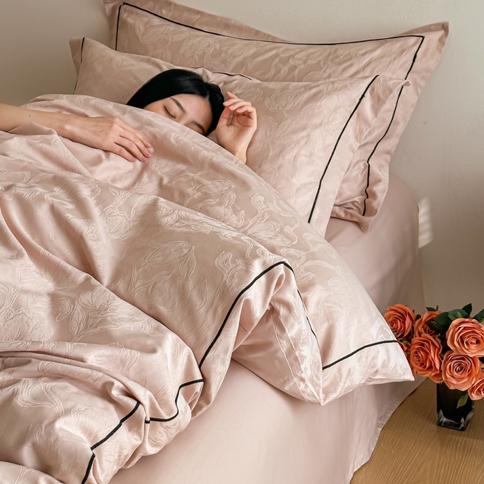 91家纺网 家纺一手货源 找家纺 首尔家纺 2026新款浮雕提花色织全棉四件套 郁香-粉