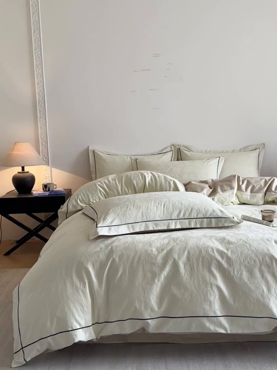 91家纺网 家纺一手货源 找家纺 首尔家纺 2026新款浮雕提花色织全棉四件套 郁香-米白拼咖