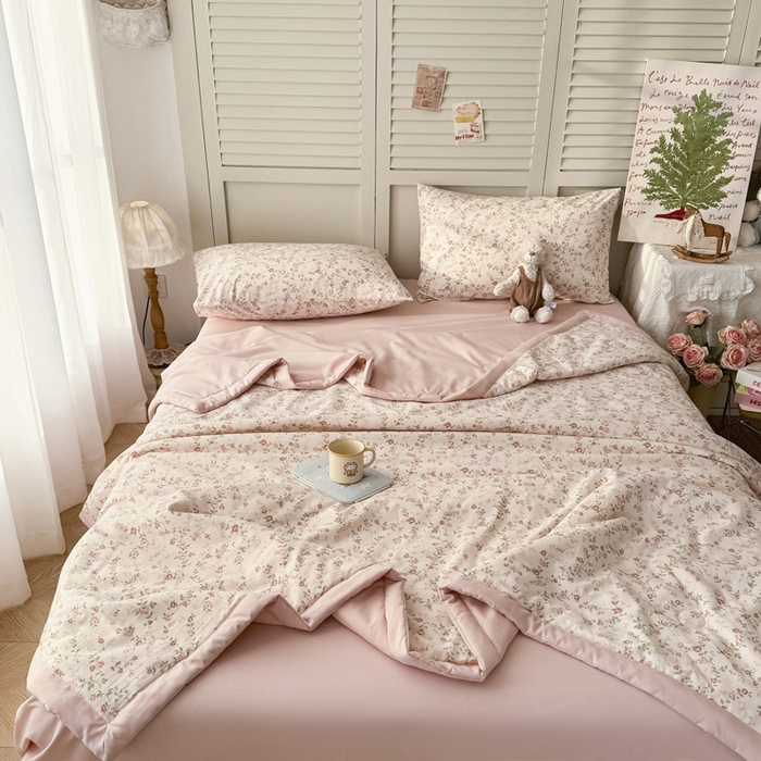 91家纺网 家纺一手货源 找家纺 盛凡家纺 2026新款小清新抗菌夏被夏凉被空调被被子被芯夏被四件套 云间花絮