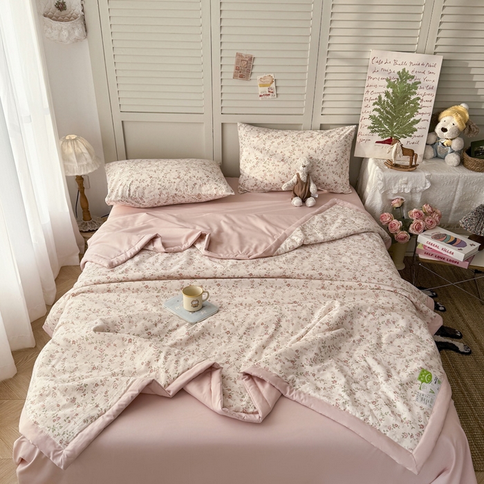 91家纺网 家纺一手货源 找家纺 盛凡家纺 2026新款小清新抗菌夏被夏凉被空调被被子被芯夏被四件套 云间花絮