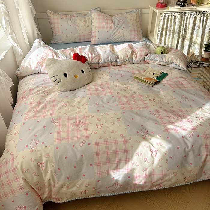 91家纺网 家纺一手货源 找家纺 （总）桃子家居 2026新款A类纯棉三角针贝壳边工艺卡通撞色猫咪卡通全棉四件套