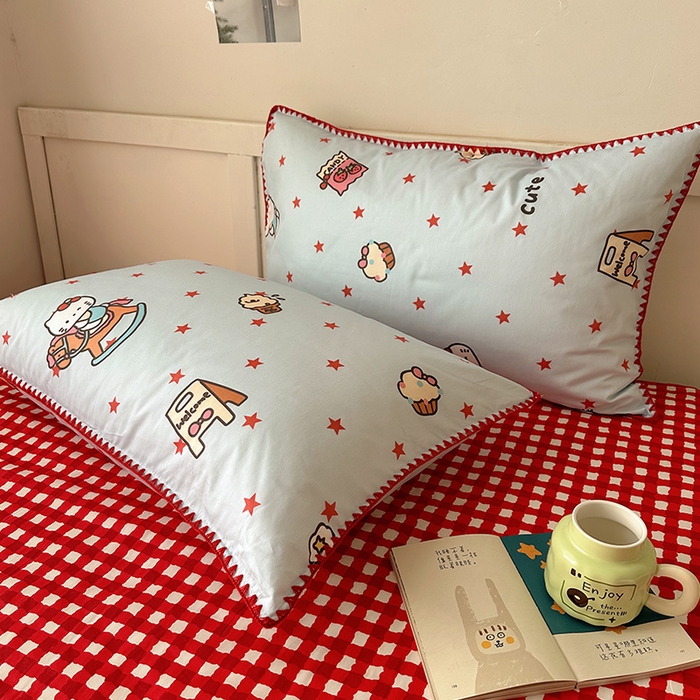 91家纺网 家纺一手货源 找家纺 桃子家居 2026新款A类纯棉三角针贝壳边工艺卡通撞色猫咪卡通全棉四件套 棉贝壳边-奶盐星星猫