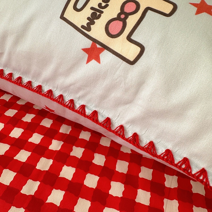 91家纺网 家纺一手货源 找家纺 桃子家居 2026新款A类纯棉三角针贝壳边工艺卡通撞色猫咪卡通全棉四件套 棉贝壳边-奶盐星星猫