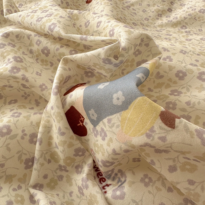 91家纺网 家纺一手货源 找家纺 桃子家居 2026新款A类纯棉三角针贝壳边工艺卡通撞色猫咪卡通全棉四件套 棉贝壳边-紫花女孩