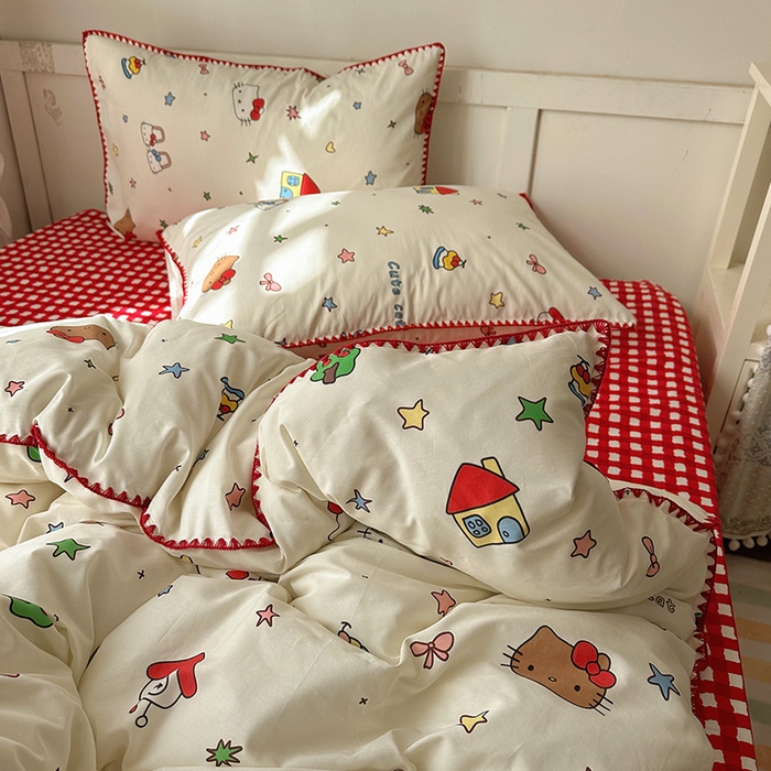 91家纺网 家纺一手货源 找家纺 桃子家居 2026新款A类纯棉三角针贝壳边工艺卡通撞色猫咪卡通全棉四件套 棉贝壳边-元气甜甜猫