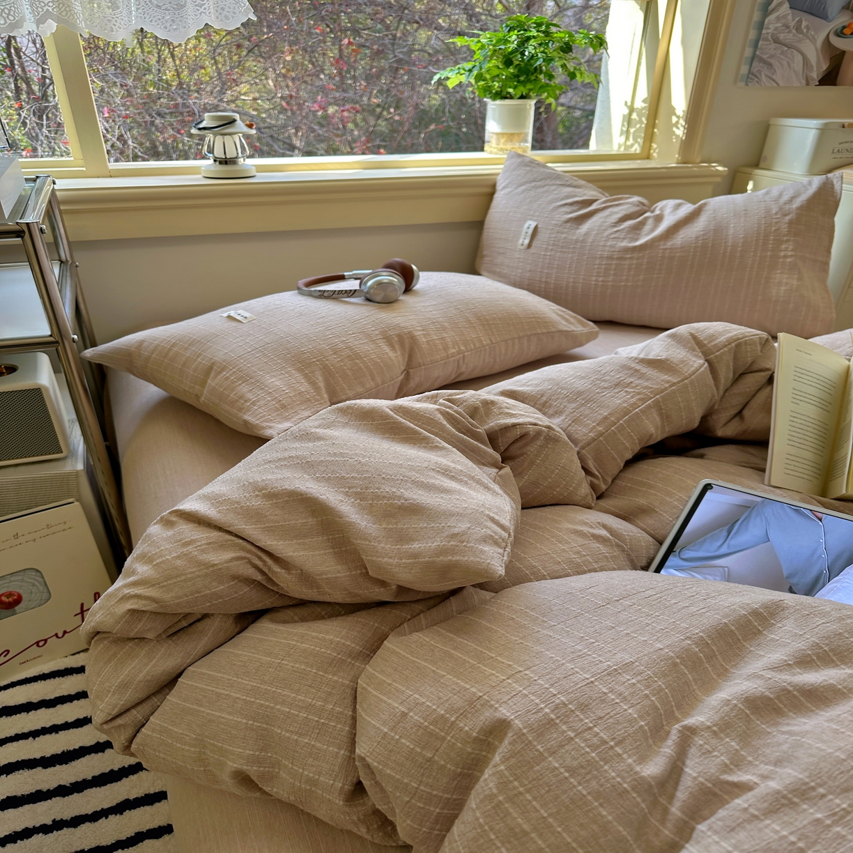 91家纺网 家纺一手货源 找家纺 优兰朵家纺 2026新款简约素色亚麻风纯色无印四件套 咖色-素然