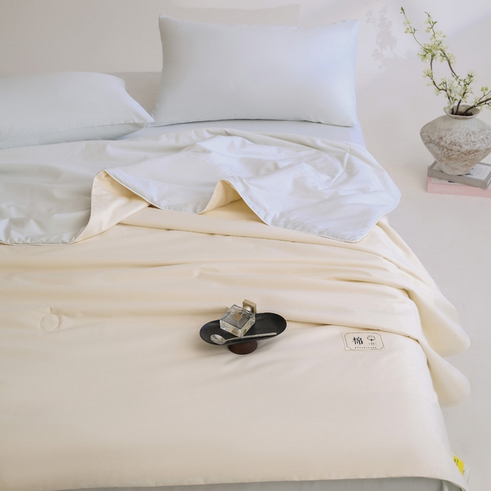 91家纺网 家纺一手货源 找家纺 盛凡家纺 2026新款133*72全棉A类55大豆抗菌夏被夏凉被空调被 茶白+水绿