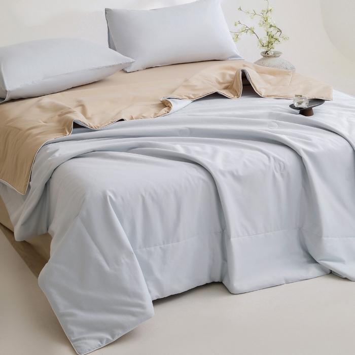 91家纺网 家纺一手货源 找家纺 盛凡家纺 2026新款133*72全棉A类55大豆抗菌夏被夏凉被空调被 花青兰+奶咖