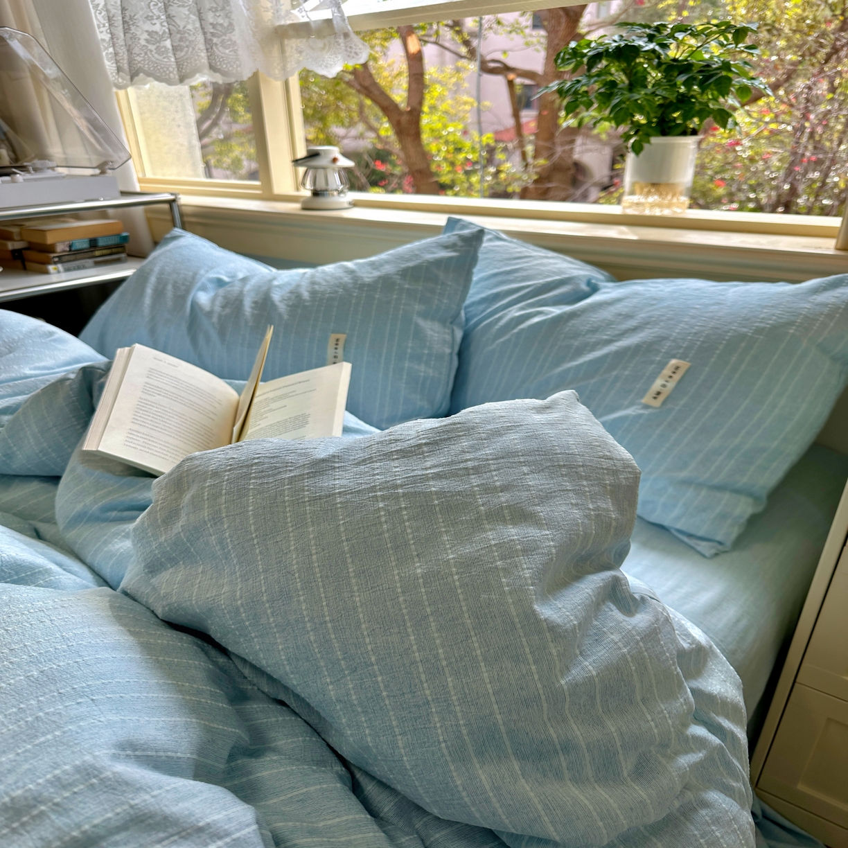 91家纺网 家纺一手货源 找家纺 优兰朵家纺 2026新款简约素色亚麻风纯色无印四件套 天蓝-素然