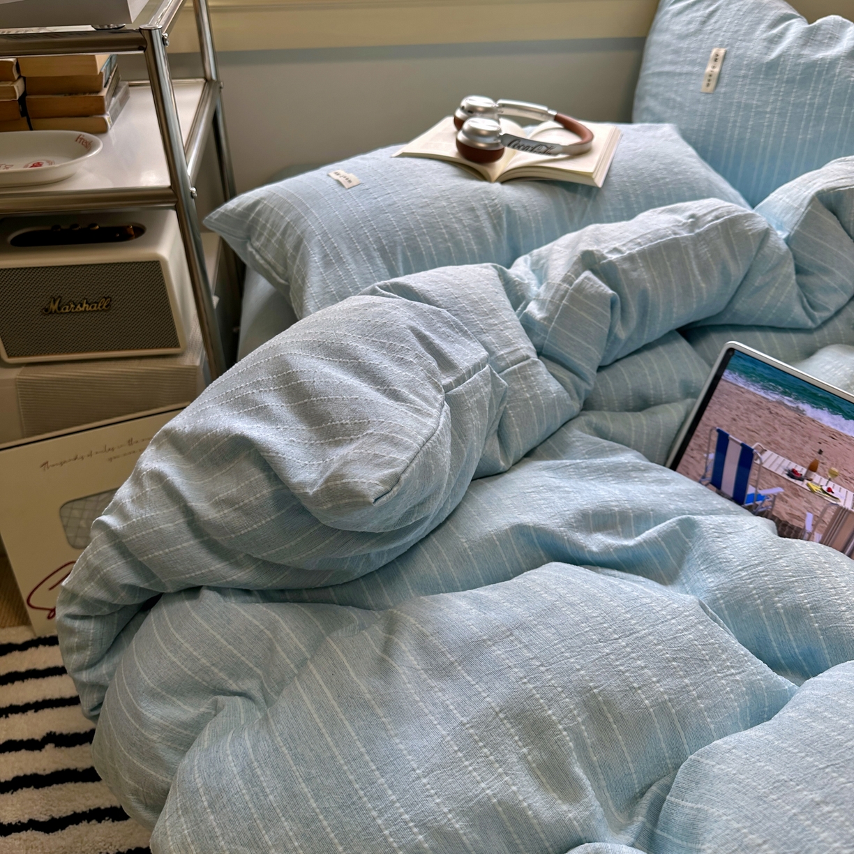 91家纺网 家纺一手货源 找家纺 优兰朵家纺 2026新款简约素色亚麻风纯色无印四件套 天蓝-素然