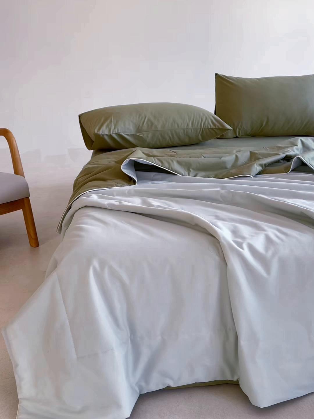 91家纺网 家纺一手货源 找家纺 盛凡家纺 2026新款133*72全棉A类55大豆抗菌夏被夏凉被空调被 水绿+松石绿