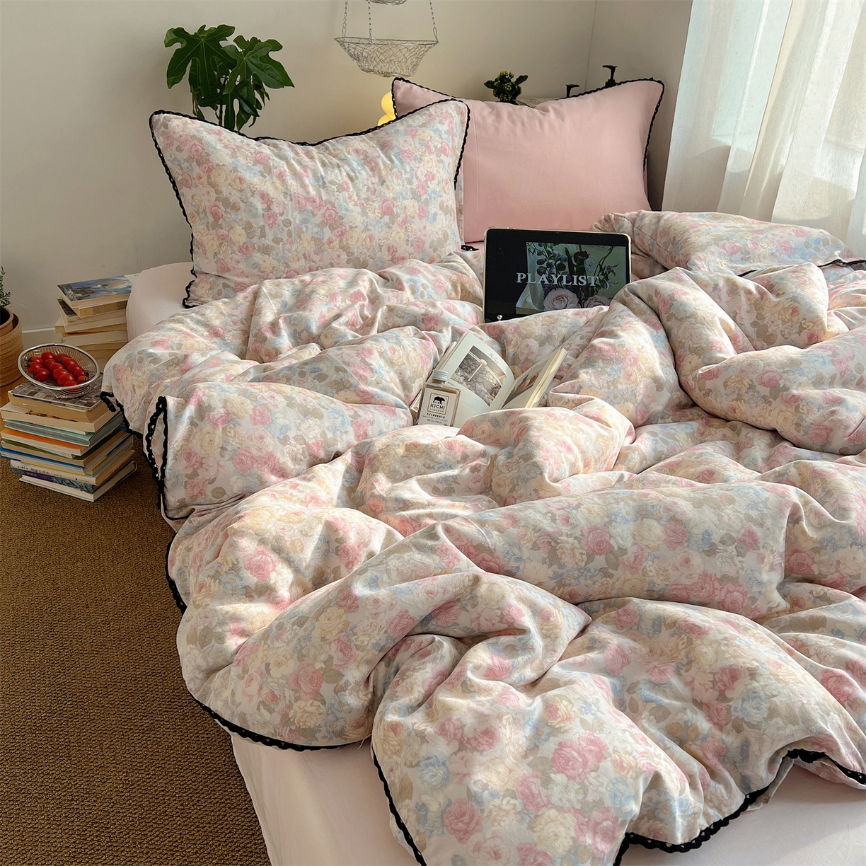 91家纺网 家纺一手货源 找家纺 （总）三朵家纺 2026新款全棉纯棉双层纱小黑花边四件套