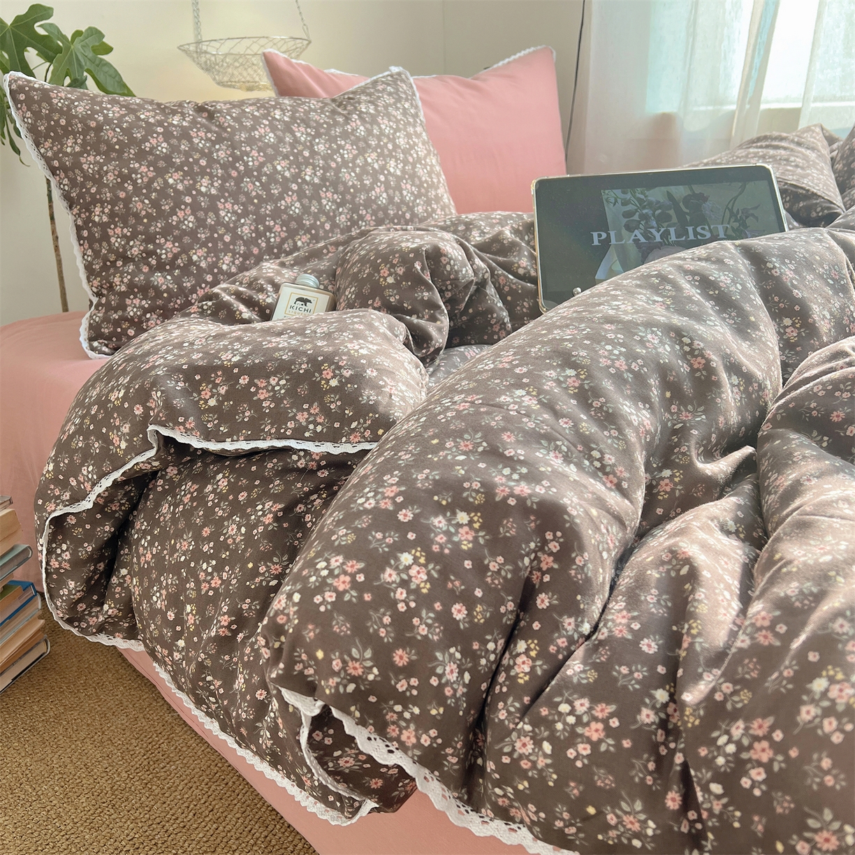 91家纺网 家纺一手货源 找家纺 （总）三朵家纺 2026新款全棉纯棉双层纱小黑花边四件套