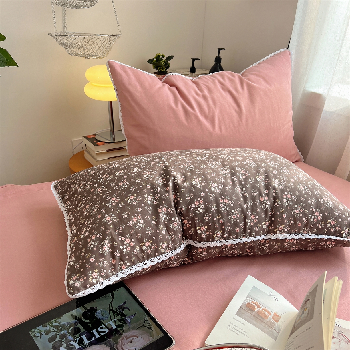 91家纺网 家纺一手货源 找家纺 三朵家纺 2026新款全棉纯棉双层纱小黑花边四件套 梦冉