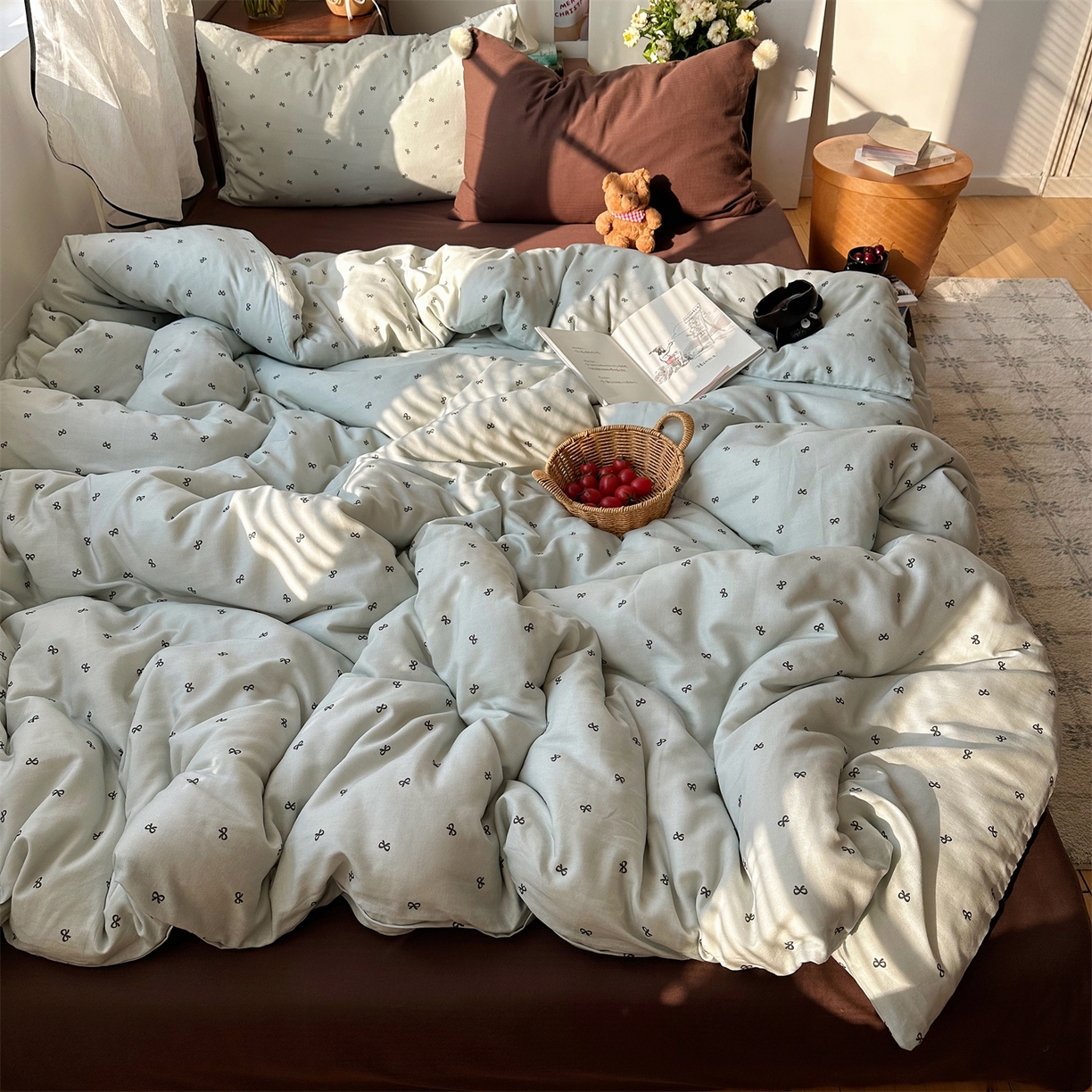 91家纺网 家纺一手货源 找家纺 三朵家纺 2026新款全棉纯棉双层纱小毛球系列四件套 蝴蝶结-蓝