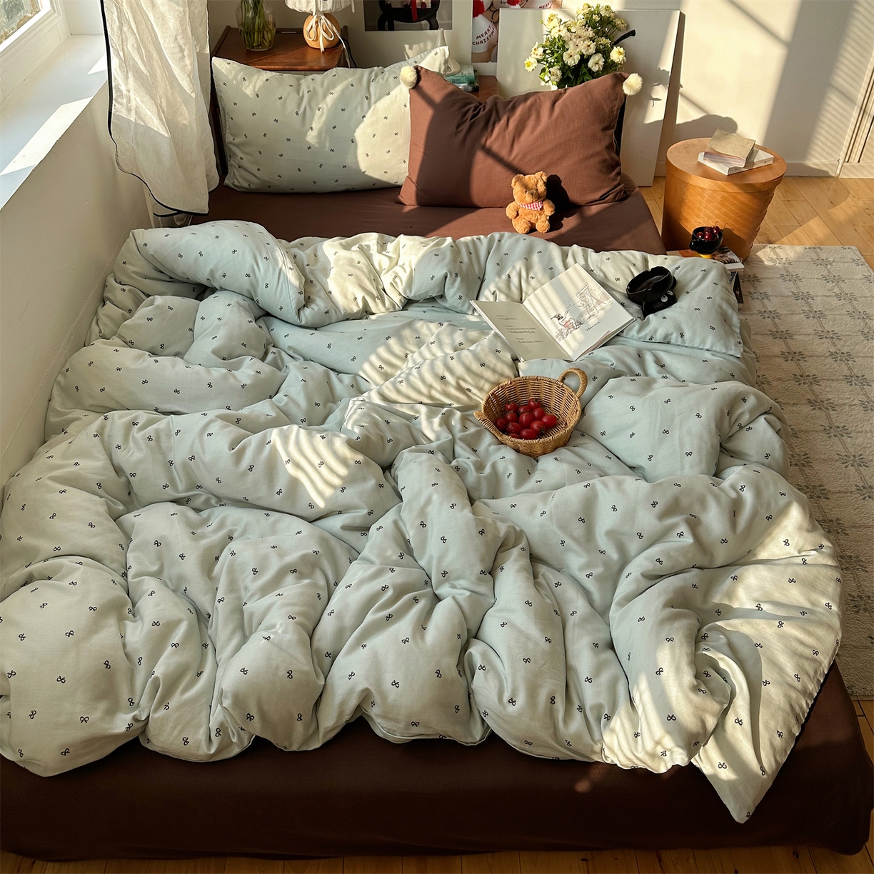 91家纺网 家纺一手货源 找家纺 三朵家纺 2026新款全棉纯棉双层纱小毛球系列四件套 蝴蝶结-蓝