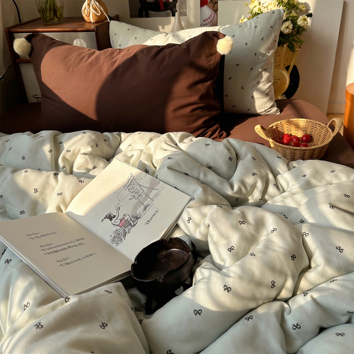 91家纺网 家纺一手货源 找家纺 三朵家纺 2026新款全棉纯棉双层纱小毛球系列四件套 蝴蝶结-蓝