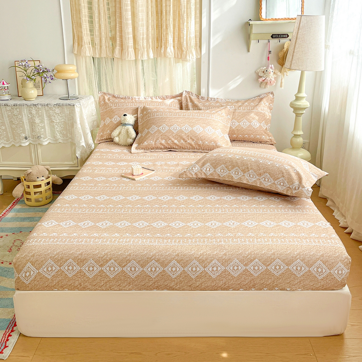 91家纺网 家纺一手货源 找家纺 （总）纽缦家纺 2026新款舒适透气细沙卡通印花老粗布床笠