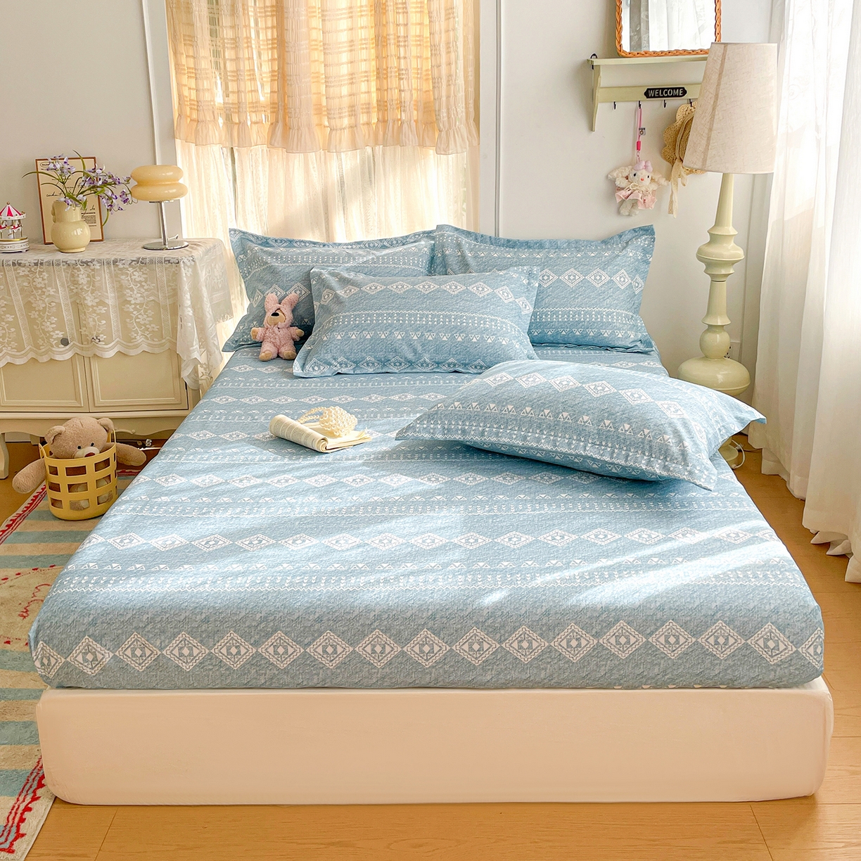 91家纺网 家纺一手货源 找家纺 （总）纽缦家纺 2026新款舒适透气细沙卡通印花老粗布床笠