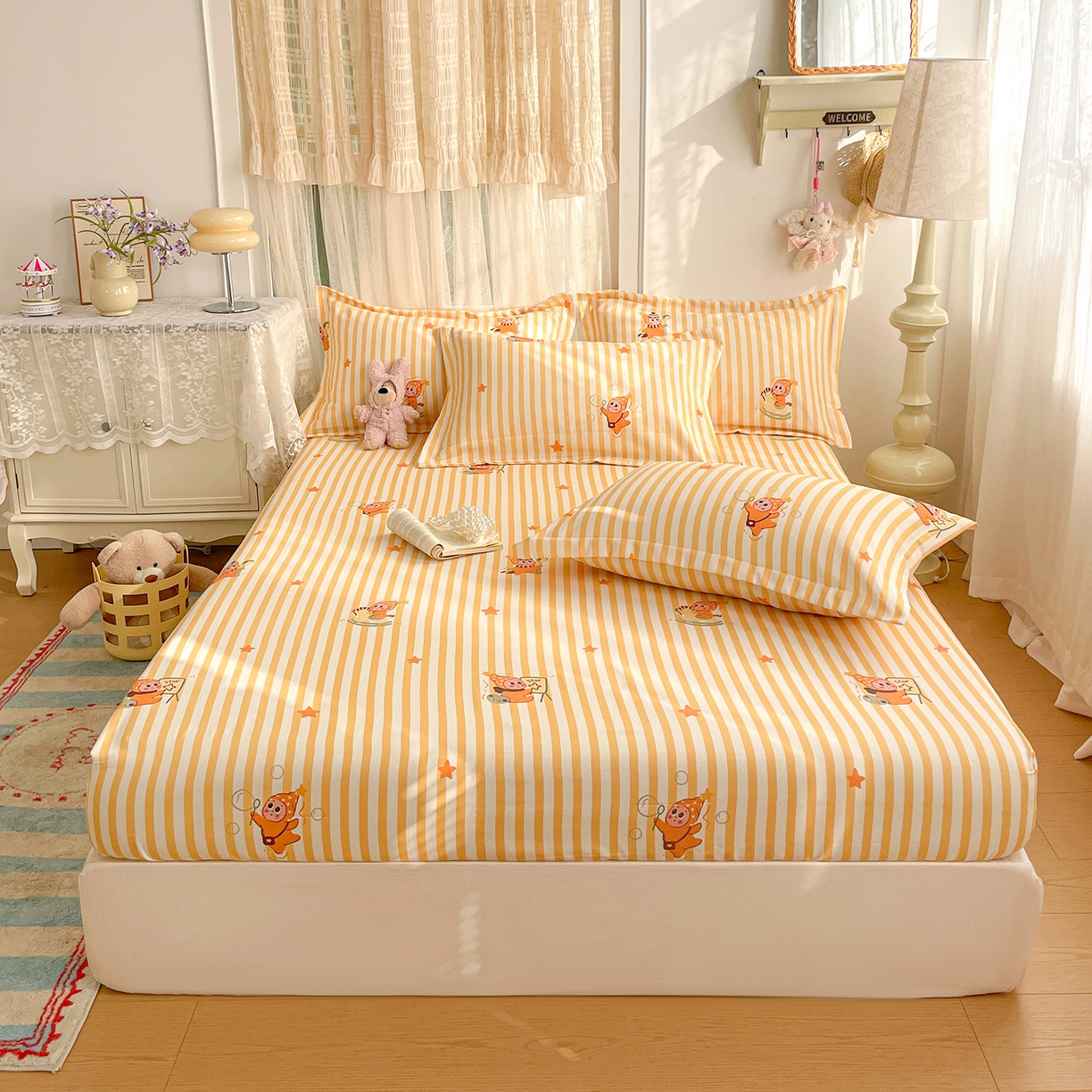 91家纺网 家纺一手货源 找家纺 纽缦家纺 2026新款舒适透气细沙卡通印花老粗布床笠 魔法星空-黄