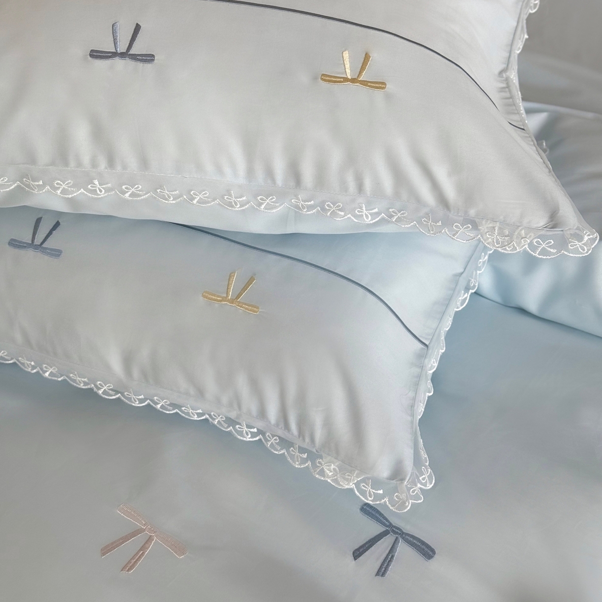 91家纺网 家纺一手货源 找家纺 佳汐蓝家纺 2026春夏新款全棉纯棉刺绣四件套-半糖主义 半糖主义-蓝色