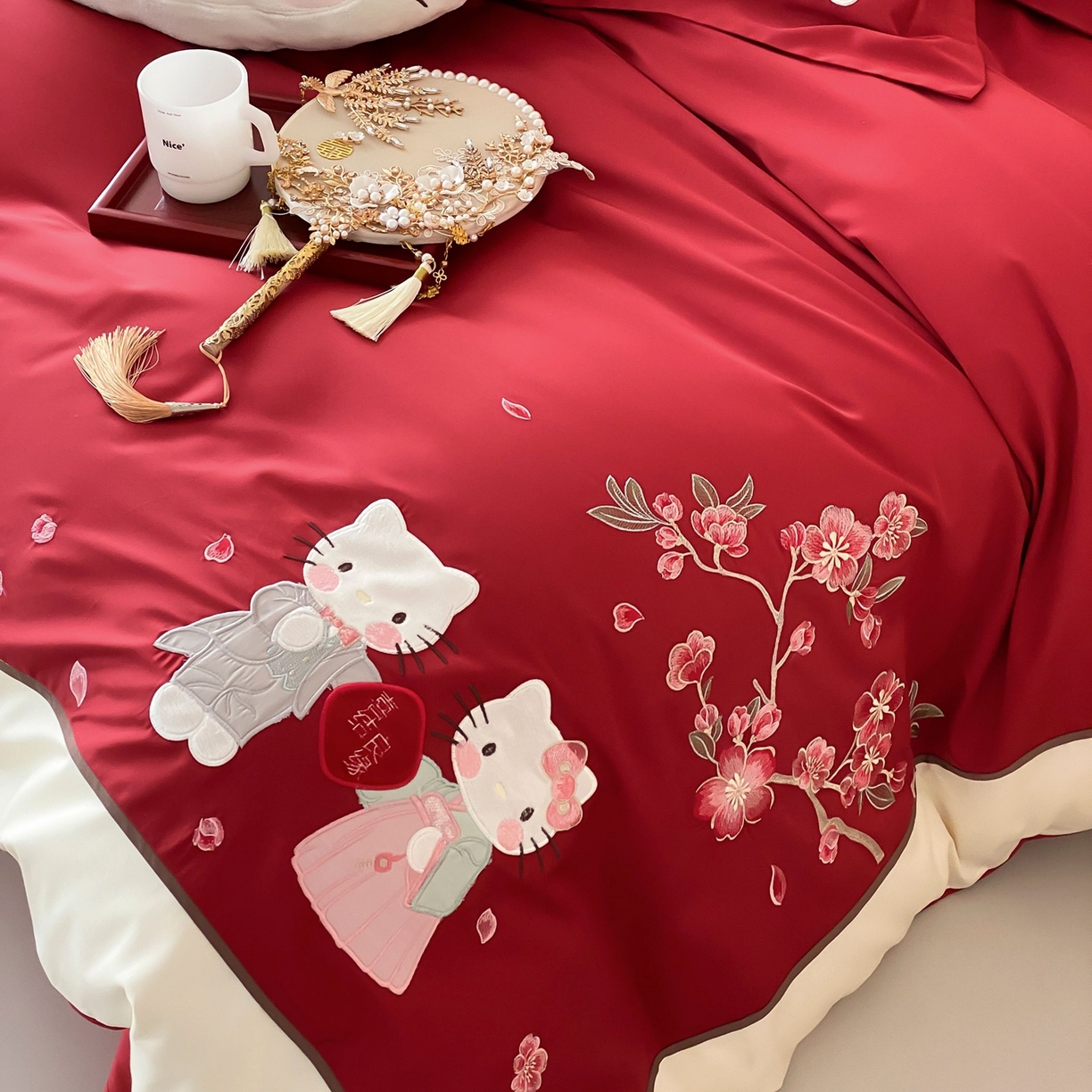 91家纺网 家纺一手货源 找家纺 佳汐蓝家纺 2026春夏新款长绒棉纯棉刺绣四件套-蜜搭子 蜜搭子-红色