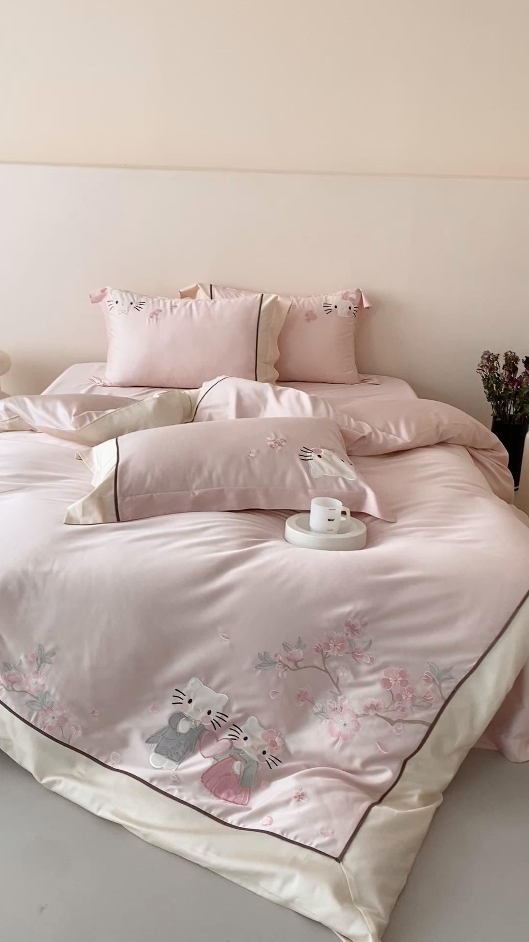 91家纺网 家纺一手货源 找家纺 佳汐蓝家纺 2026春夏新款长绒棉纯棉刺绣四件套-蜜搭子 蜜搭子-粉