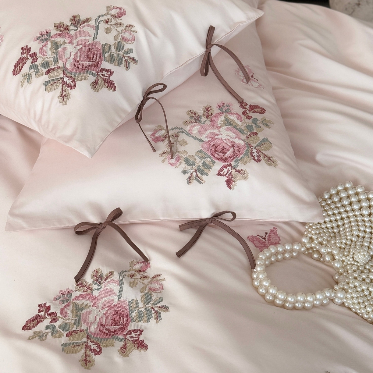 91家纺网 家纺一手货源 找家纺 佳汐蓝家纺 2026春夏新款长绒棉纯棉刺绣四件套-时光织锦 时光织锦-微醺粉