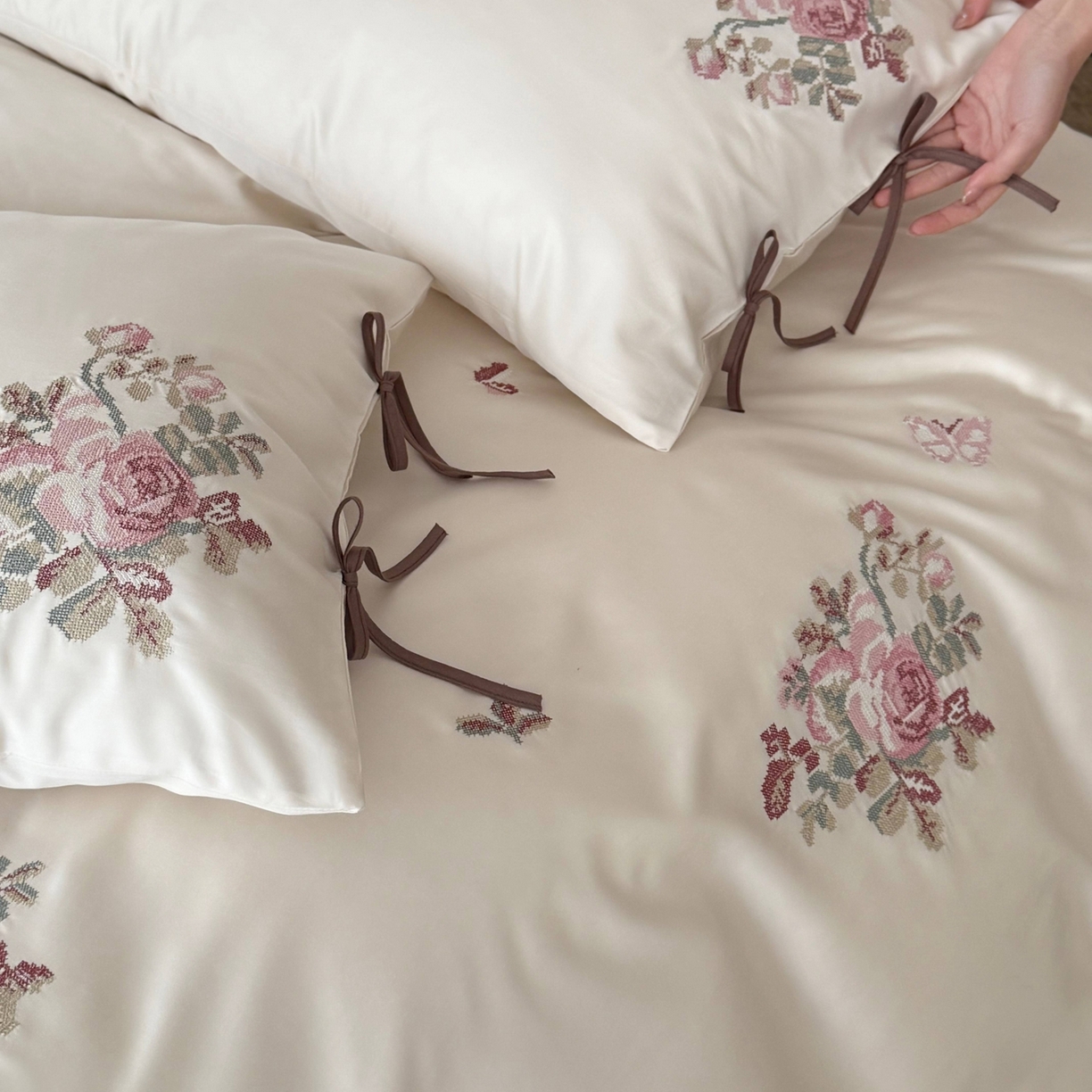 91家纺网 家纺一手货源 找家纺 （总）佳汐蓝家纺 2026春夏新款长绒棉纯棉刺绣四件套-时光织锦