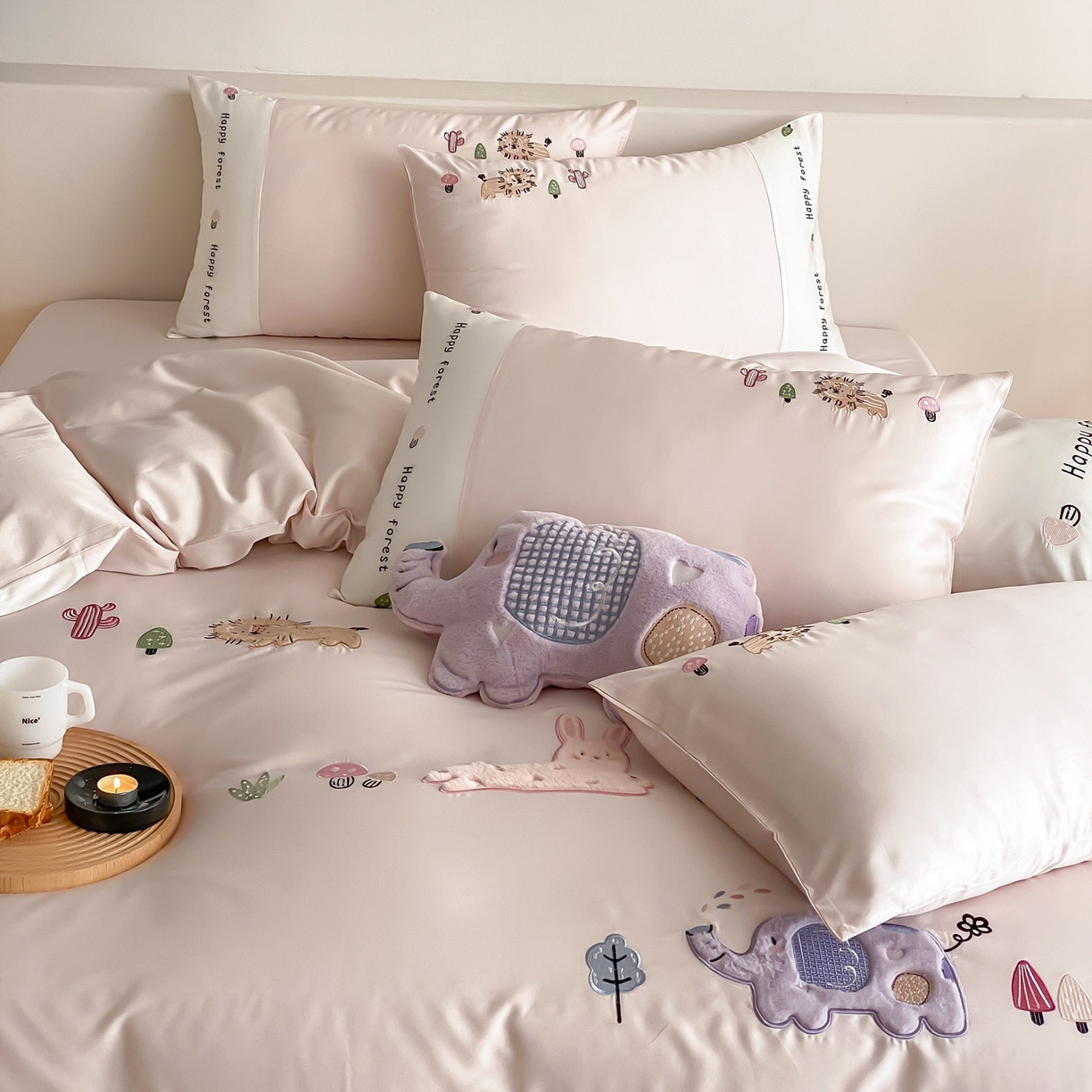 91家纺网 家纺一手货源 找家纺 （总）佳汐蓝家纺 2026春夏新款长绒棉纯棉贴布刺绣四件套-暖暖森林屋