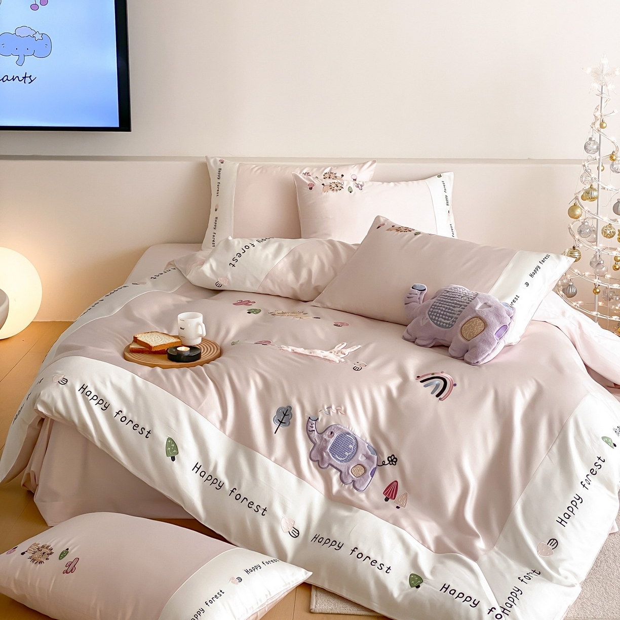 佳汐蓝家纺 2026春夏新款长绒棉纯棉贴布刺绣四件套-暖暖森林屋 暖暖森林屋-粉