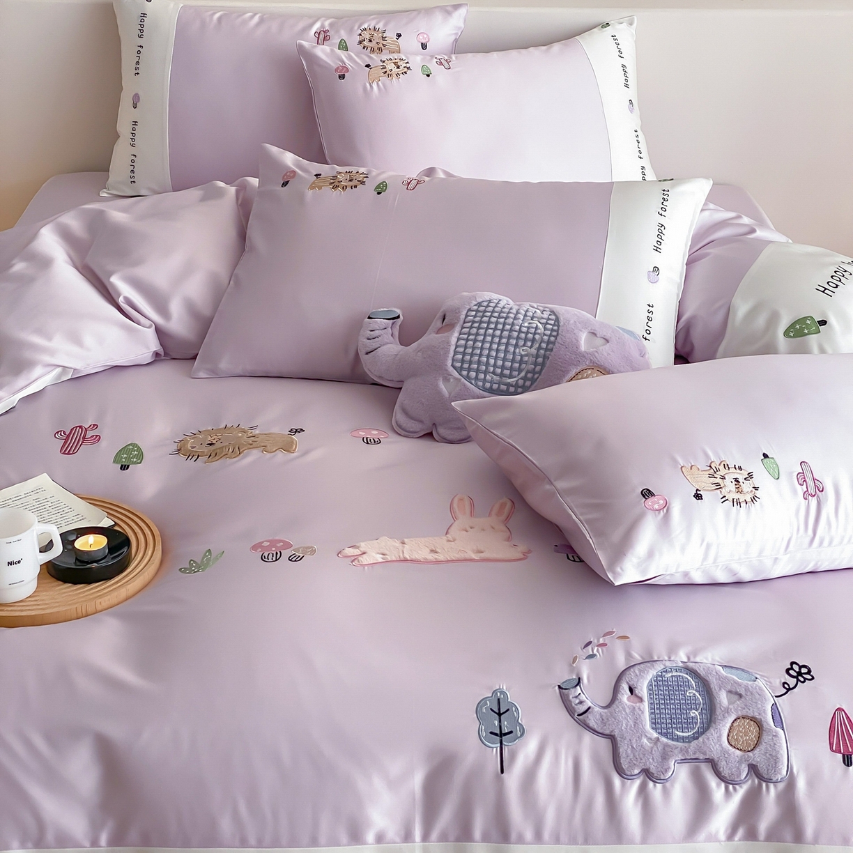 91家纺网 家纺一手货源 找家纺 佳汐蓝家纺 2026春夏新款长绒棉纯棉贴布刺绣四件套-暖暖森林屋 暖暖森林屋-紫