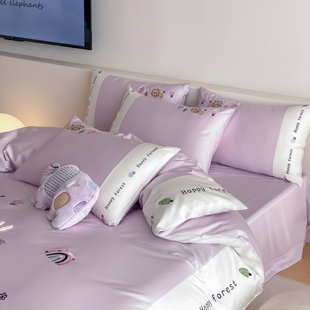 91家纺网 家纺一手货源 找家纺 佳汐蓝家纺 2026春夏新款长绒棉纯棉贴布刺绣四件套-暖暖森林屋 暖暖森林屋-紫
