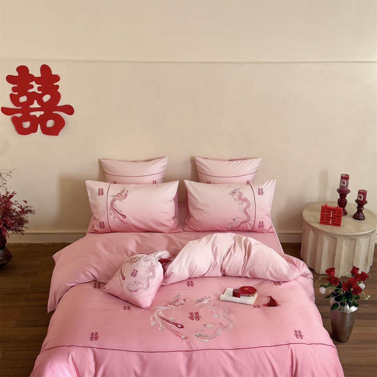 91家纺网 家纺一手货源 找家纺 江涞 2026新款100长绒棉数码印花刺绣四件套-承欢 承欢-粉