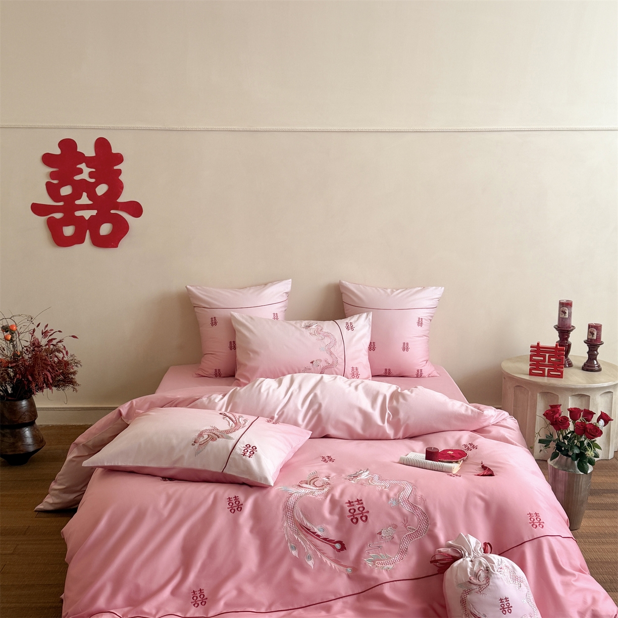 91家纺网 家纺一手货源 找家纺 江涞 2026新款100长绒棉数码印花刺绣四件套-承欢 承欢-粉