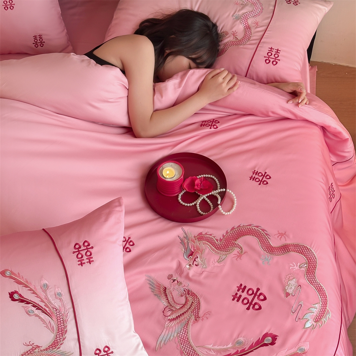 91家纺网 家纺一手货源 找家纺 江涞 2026新款100长绒棉数码印花刺绣四件套-承欢 承欢-粉