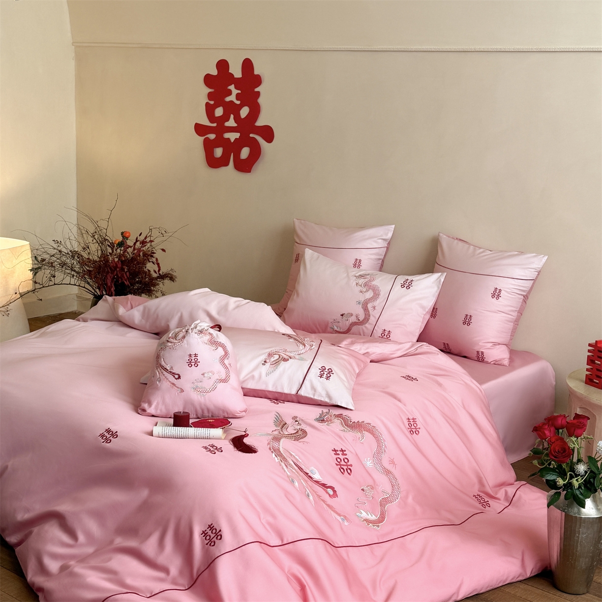 91家纺网 家纺一手货源 找家纺 江涞 2026新款100长绒棉数码印花刺绣四件套-承欢 承欢-粉