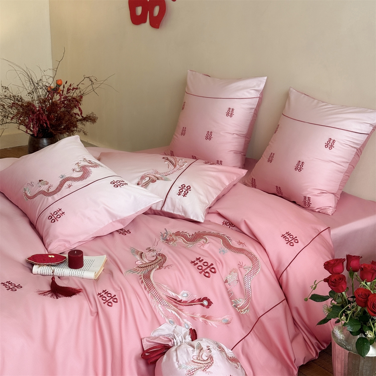 91家纺网 家纺一手货源 找家纺 江涞 2026新款100长绒棉数码印花刺绣四件套-承欢 承欢-粉