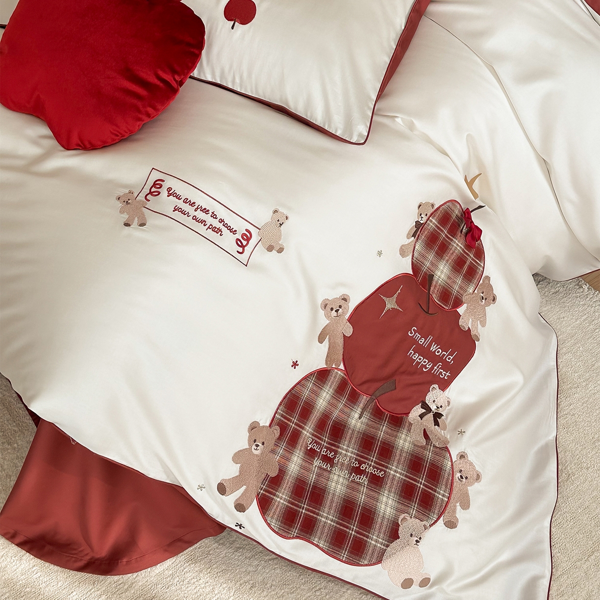 91家纺网 家纺一手货源 找家纺 （总）极简 2026春夏新款100S长绒棉纯棉四件套-苹果小熊