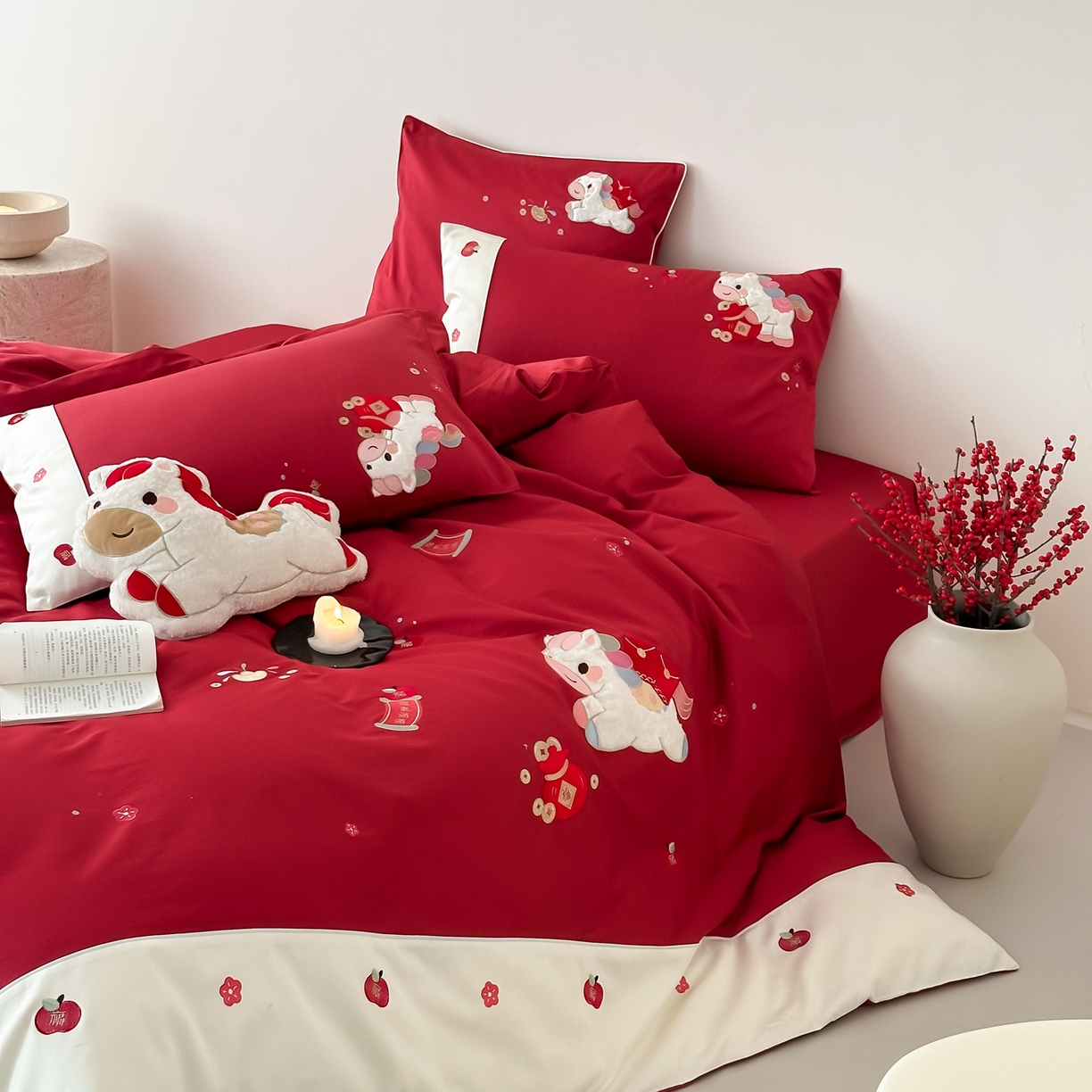 91家纺网 家纺一手货源 找家纺 （总）佳汐蓝家纺 2026春夏新款长绒棉纯棉贴布刺绣四件套-小马奔腾