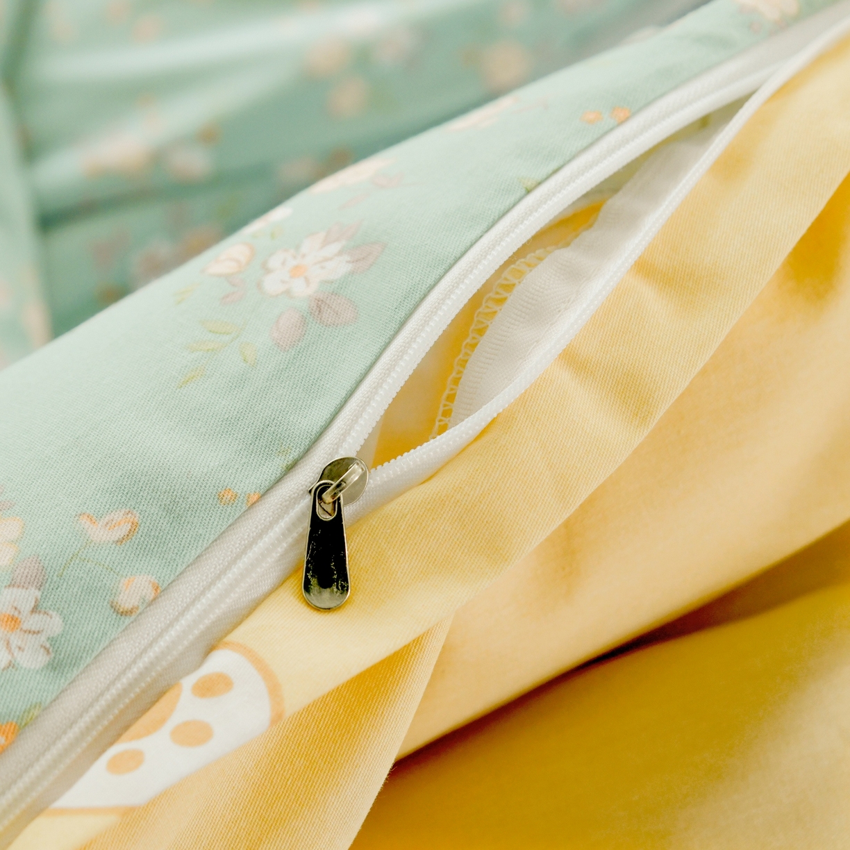 91家纺网 家纺一手货源 找家纺 缘舒家纺 2026新款全棉纯棉印花四件套 花间兔