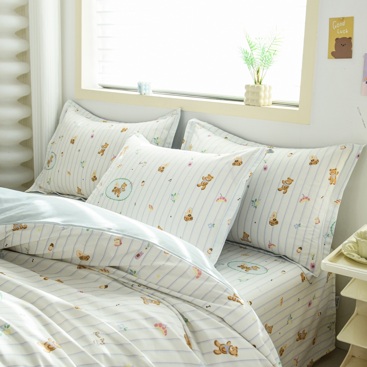 91家纺网 家纺一手货源 找家纺 缘舒家纺 2026新款全棉纯棉印花四件套 小熊假日