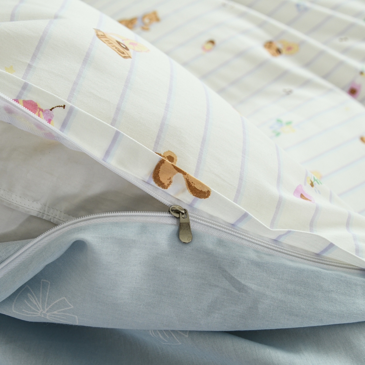 91家纺网 家纺一手货源 找家纺 缘舒家纺 2026新款全棉纯棉印花四件套 小熊假日