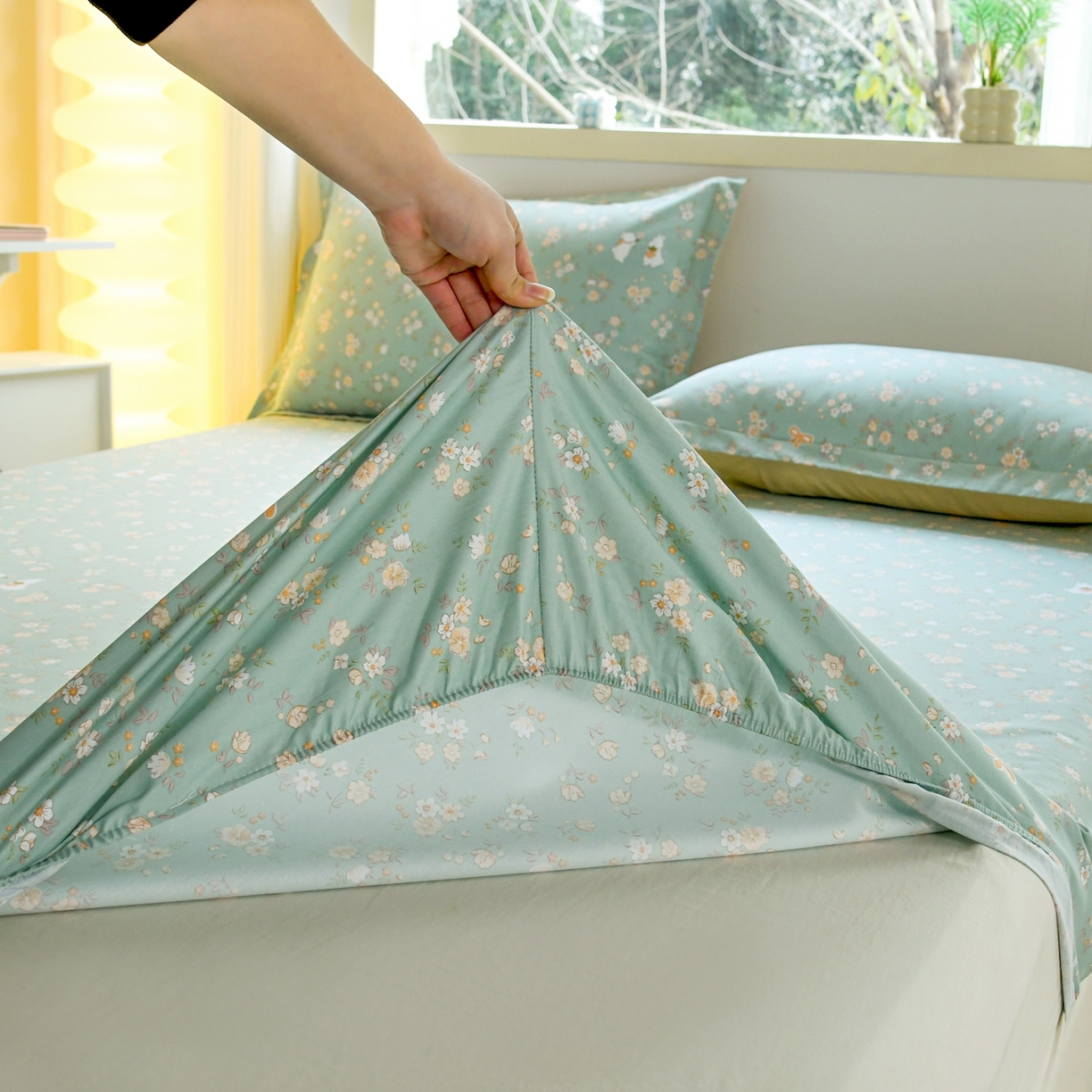 91家纺网 家纺一手货源 找家纺 缘舒家纺 2026新款全棉纯棉印花单床笠床笠单件 花间兔