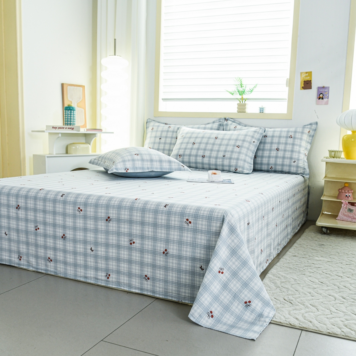91家纺网 家纺一手货源 找家纺 缘舒家纺 2026新款全棉纯棉印花单床单床单单件 蓝格樱桃