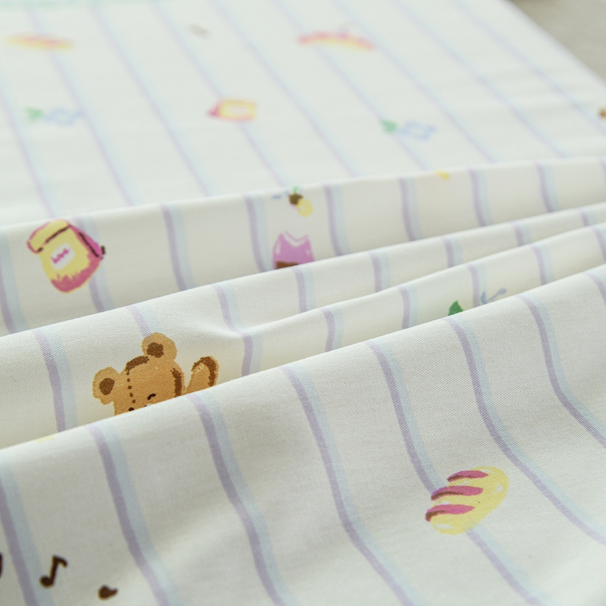 91家纺网 家纺一手货源 找家纺 缘舒家纺 2026新款全棉纯棉印花单床单床单单件 小熊假日