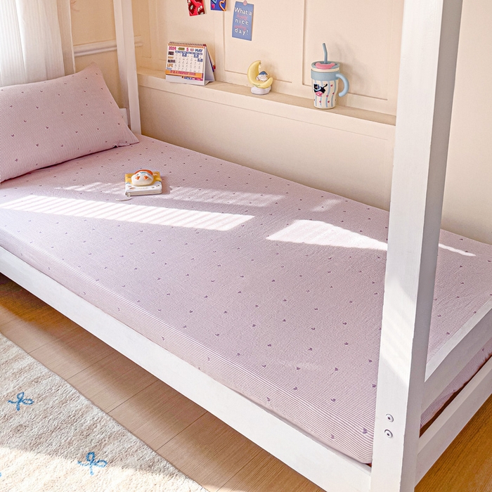 91家纺网 家纺一手货源 找家纺 纽缦家纺 2026新款云感提花双层纱学生床笠 倾心紫